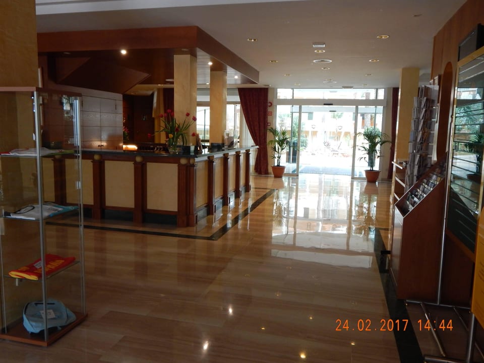 Rezeption Valentin Reina Paguera