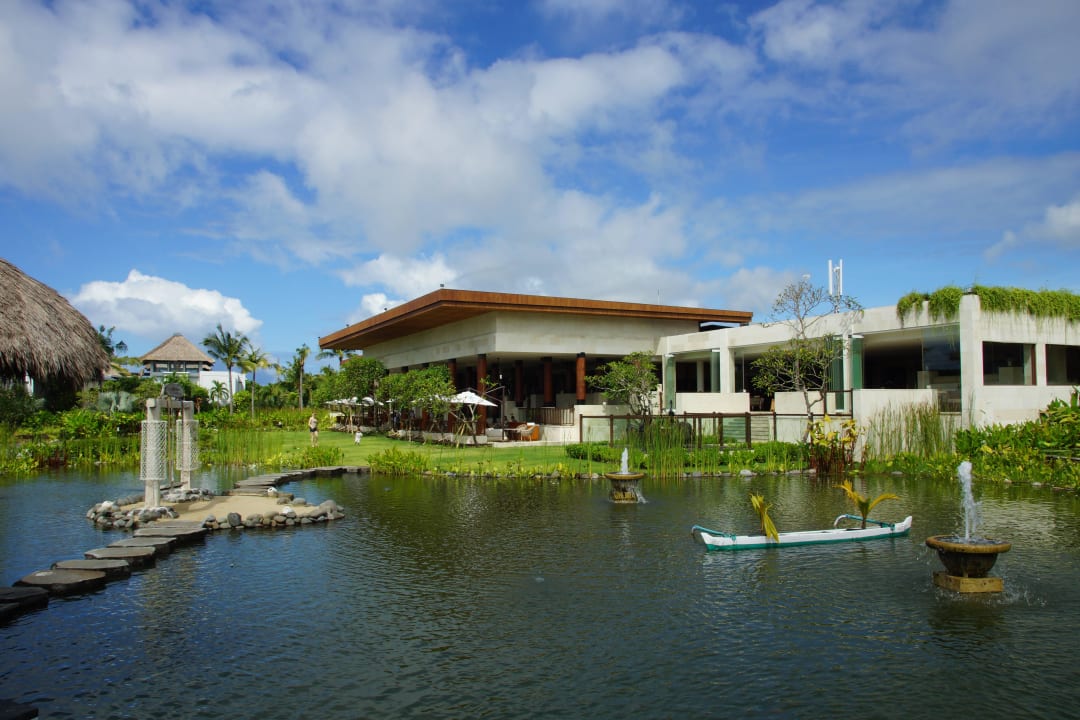 Restaurant und Lobby Samabe Bali Suites & Villas