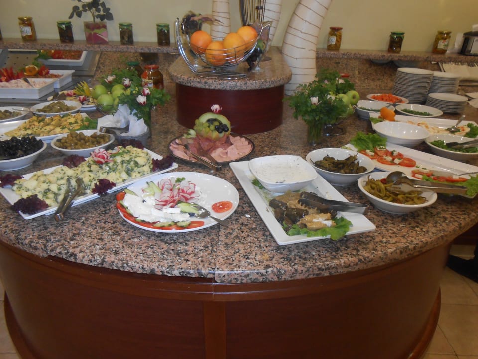 Büffet Salat DAS Club Hotel Sunny Beach