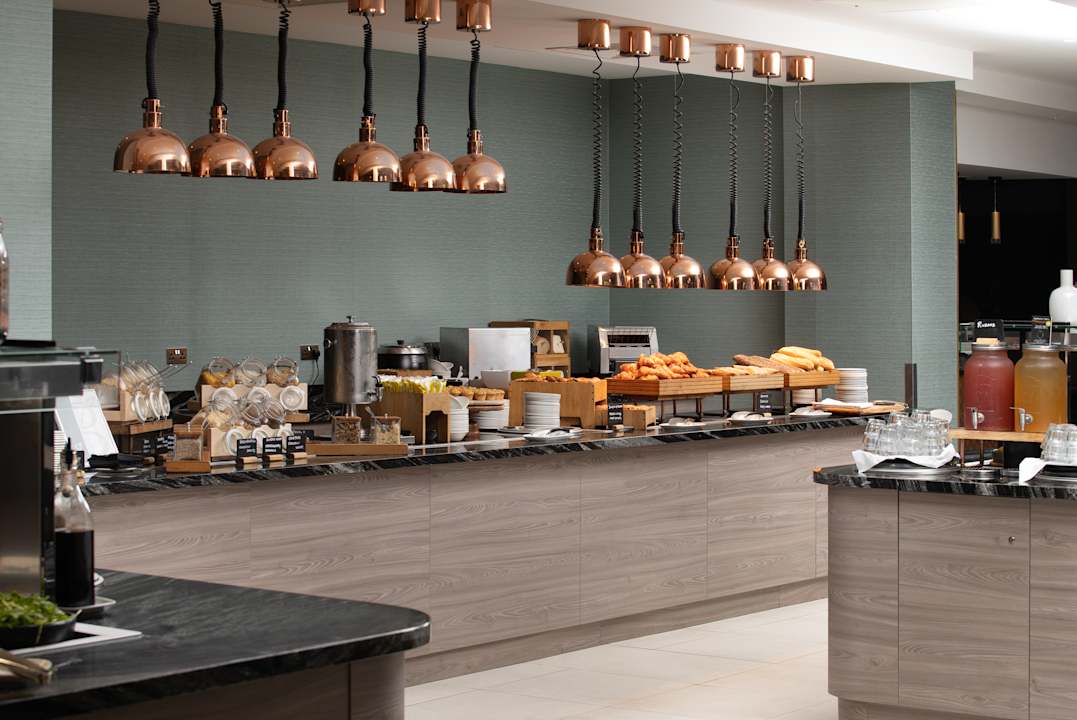 Gastro Hilton London Gatwick Airport