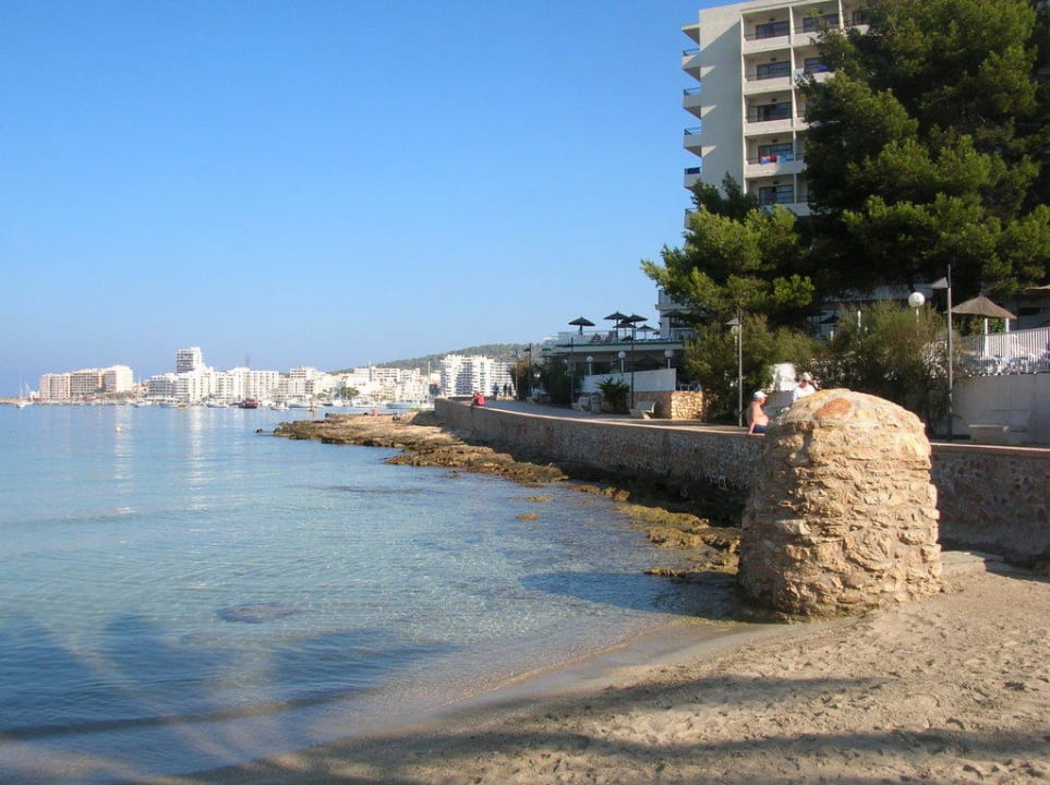 Teil vom Strand Hotel Osiris