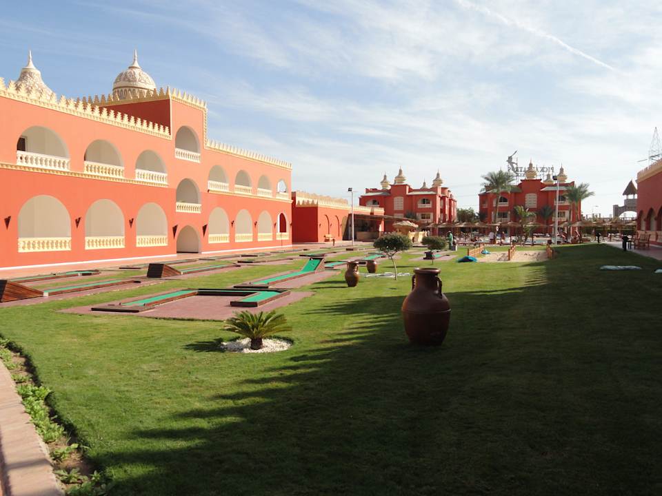 Der Minigolfplatz Pickalbatros Alf Leila Wa Leila Resort - Neverland Hurghada