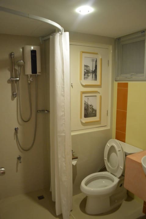 Bathroom Hotel The Tint at Phuket town