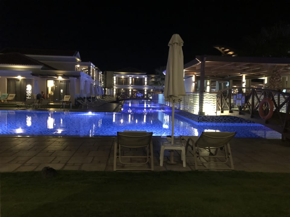 Pool La Marquise Luxury Resort Complex