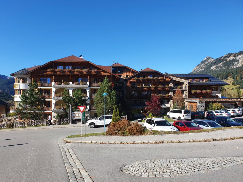 Außenansicht Wellnesshotel Engel