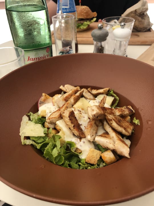 Gastro Girandella Maro Suites & Villas