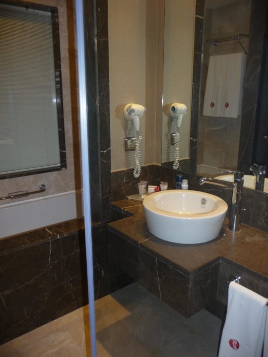 Bad Zimmer1520 Ramada Plaza by Wyndham Antalya