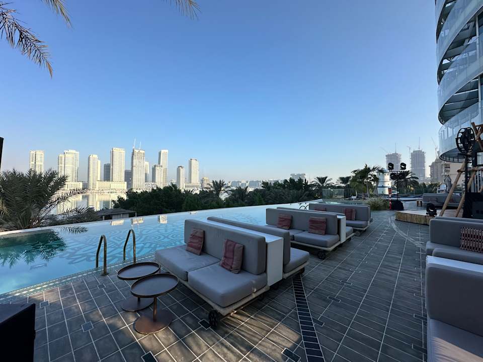 Pool W Dubai - Mina Seyahi
