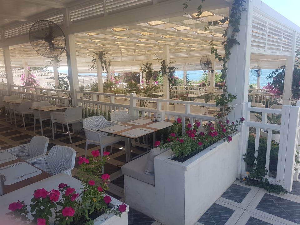 Gastro Can Garden Resort