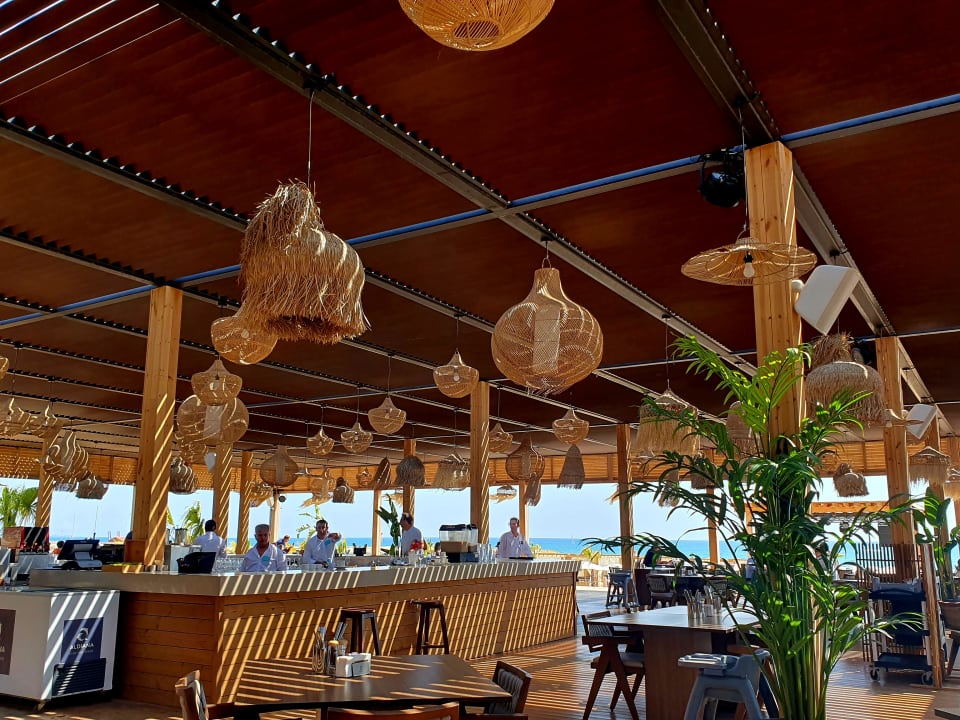 Gastro Jacaranda Luxury Resort