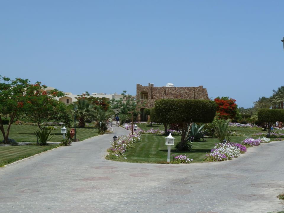 Gartenanlage Brayka Bay Resort