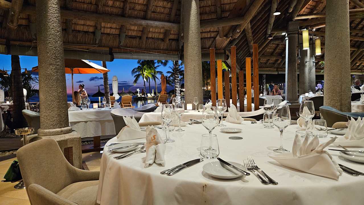 Gastro Sands Suites Resort & Spa