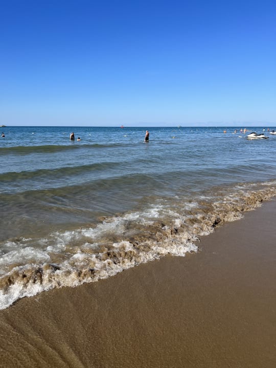 Strand Dream World Aqua Hotel