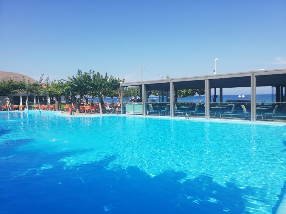 Pool Corissia Beach Hotel