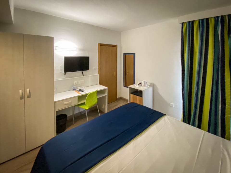 Zimmer Hotel Santana