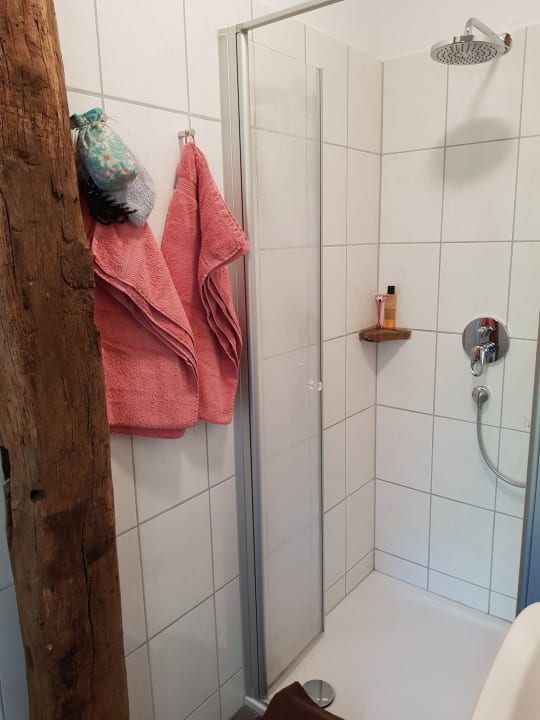 Zimmer Ferienweingut SerwaziWein