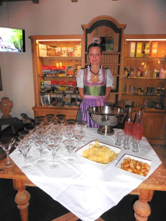 Ein Aperetif als Beginn des Galadinners Taser Familienalm