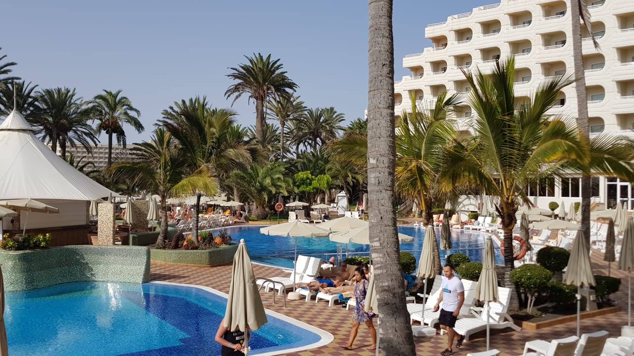 Pool Hotel Riu Palace Tres Islas