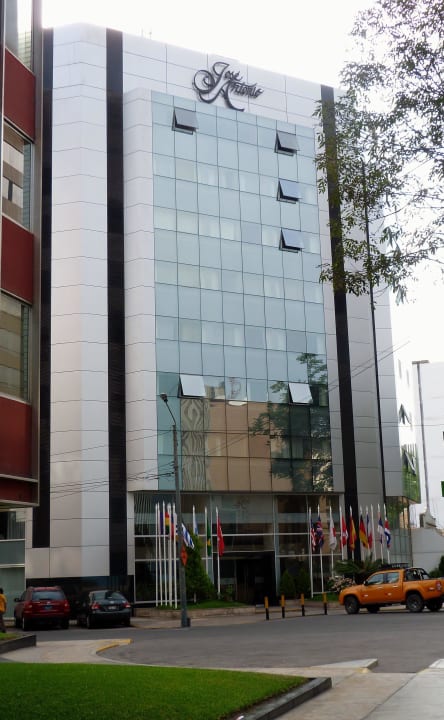 Hotel von außen Hotel Jose Antonio