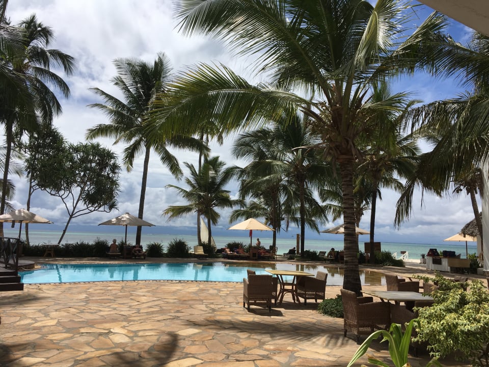 Pool Sultan Sands Island Resort & Spa