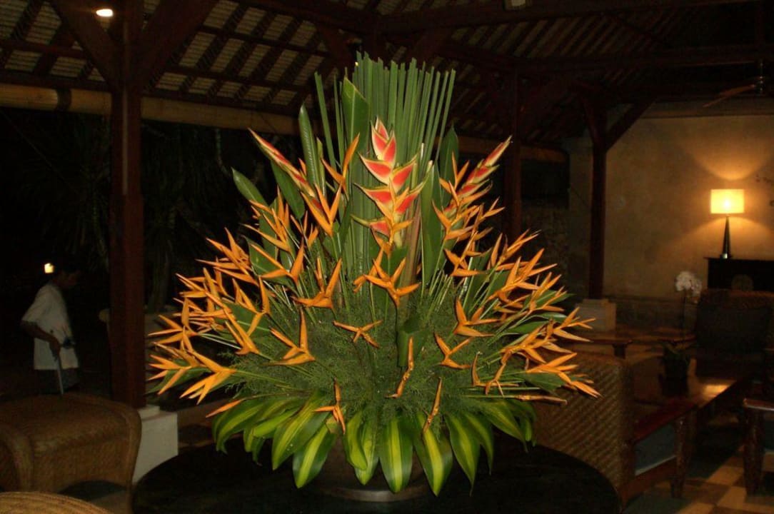 Deko in der Lobby Puri Santrian