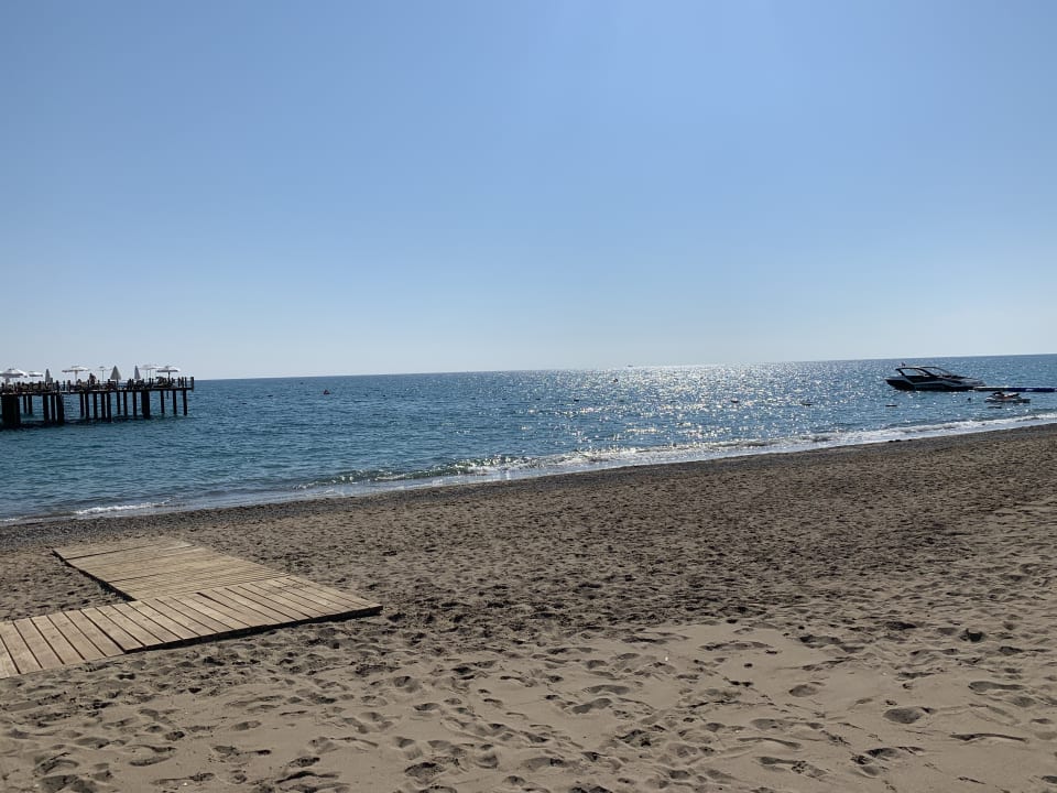 Strand Xanadu Resort Hotel