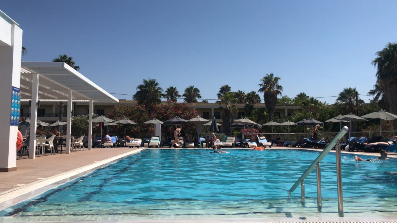 Pool Cosmopolitan Kos