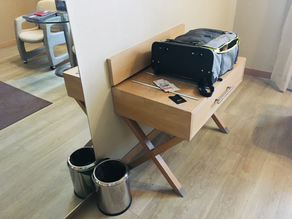 Zimmer Hotel WOW Airport