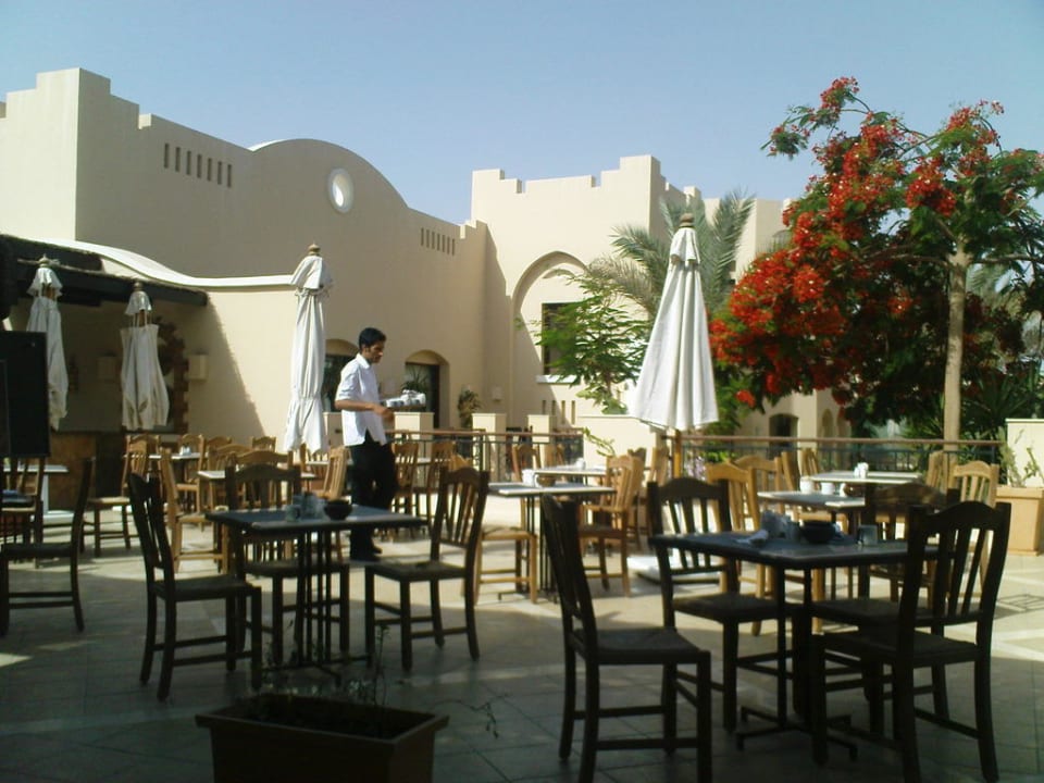 Frühstücksterrasse Hotel JAZ Makadi Star & Spa