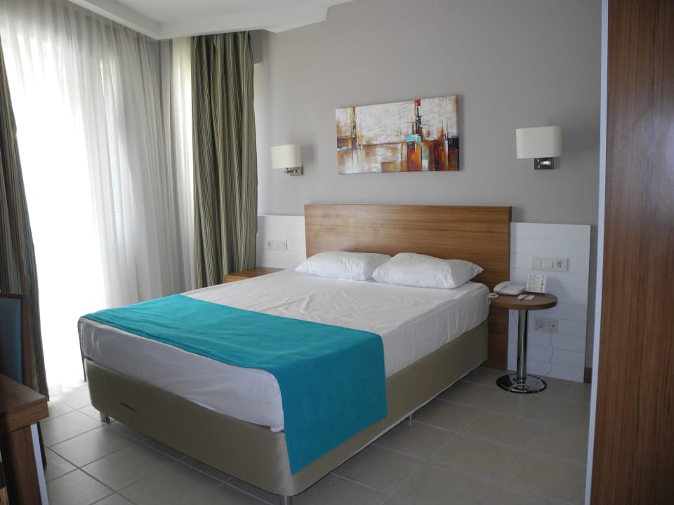 Schlafbereich Grand Park Lara Hotel