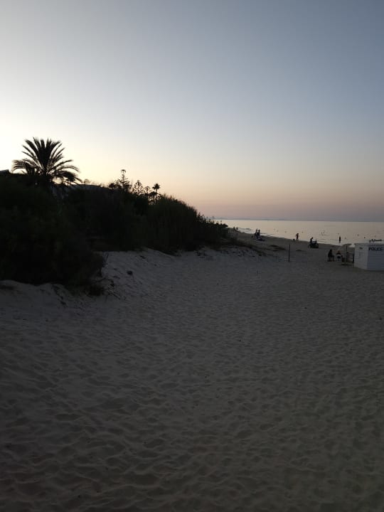 Strand Marhaba Royal Salem