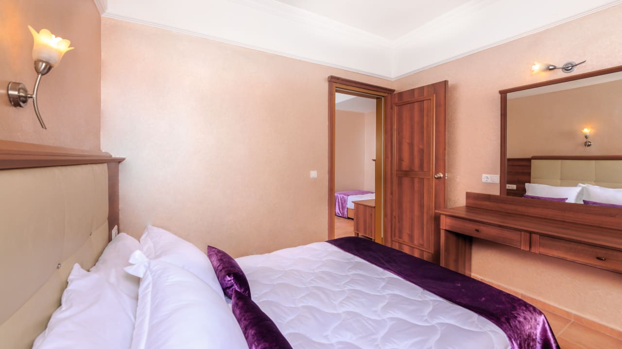 Zimmer Luna Beach Deluxe Hotel