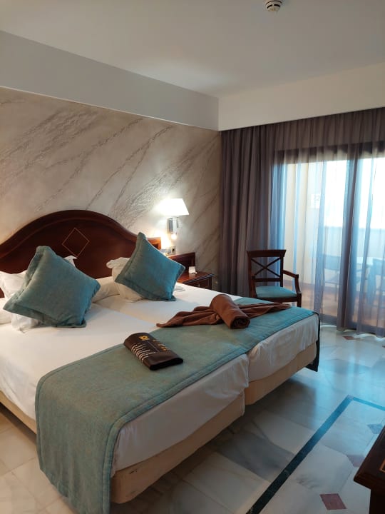 Zimmer R2 Rio Calma Hotel & Spa & Conference