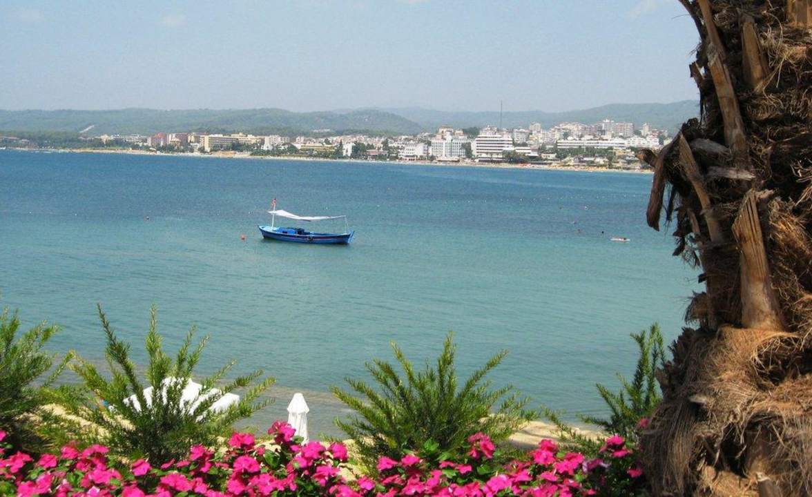 Meer Lonicera Resort & Spa Hotel