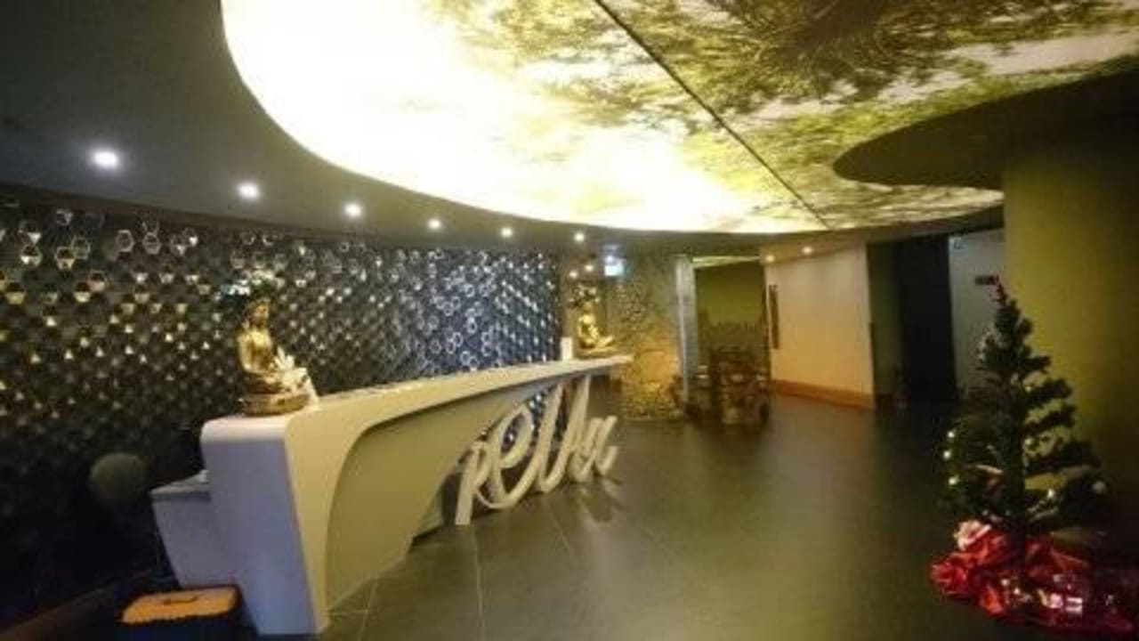 Spa Side Star Elegance