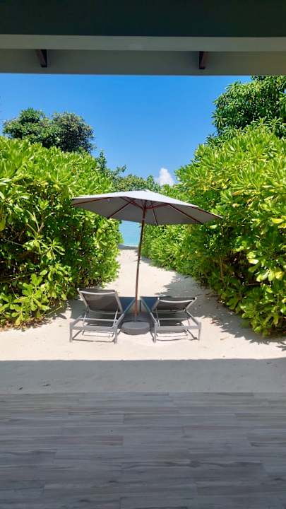 Zimmer Ifuru Island Resort Maldives