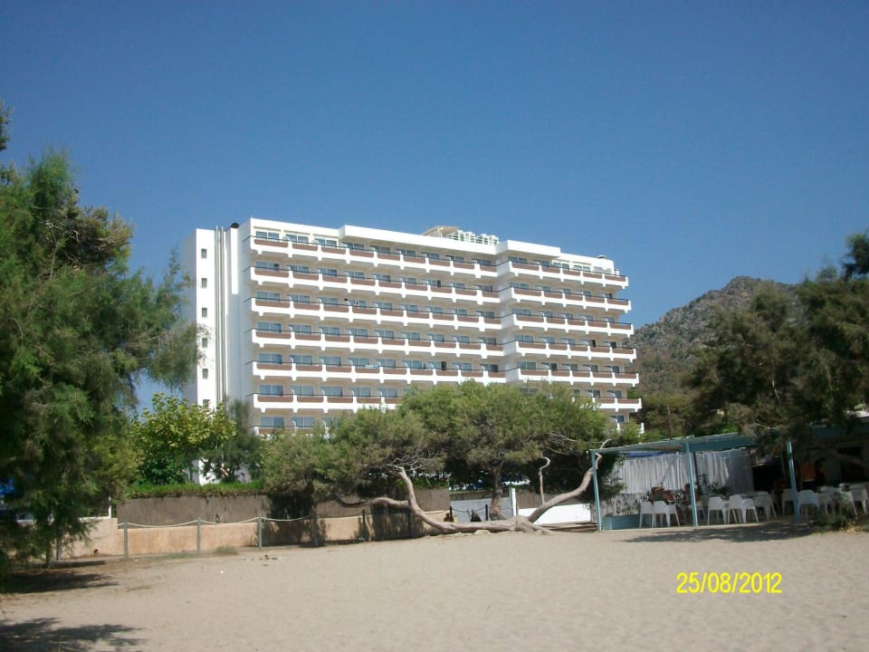 Blick vom Strand Universal Hotel Castell Royal