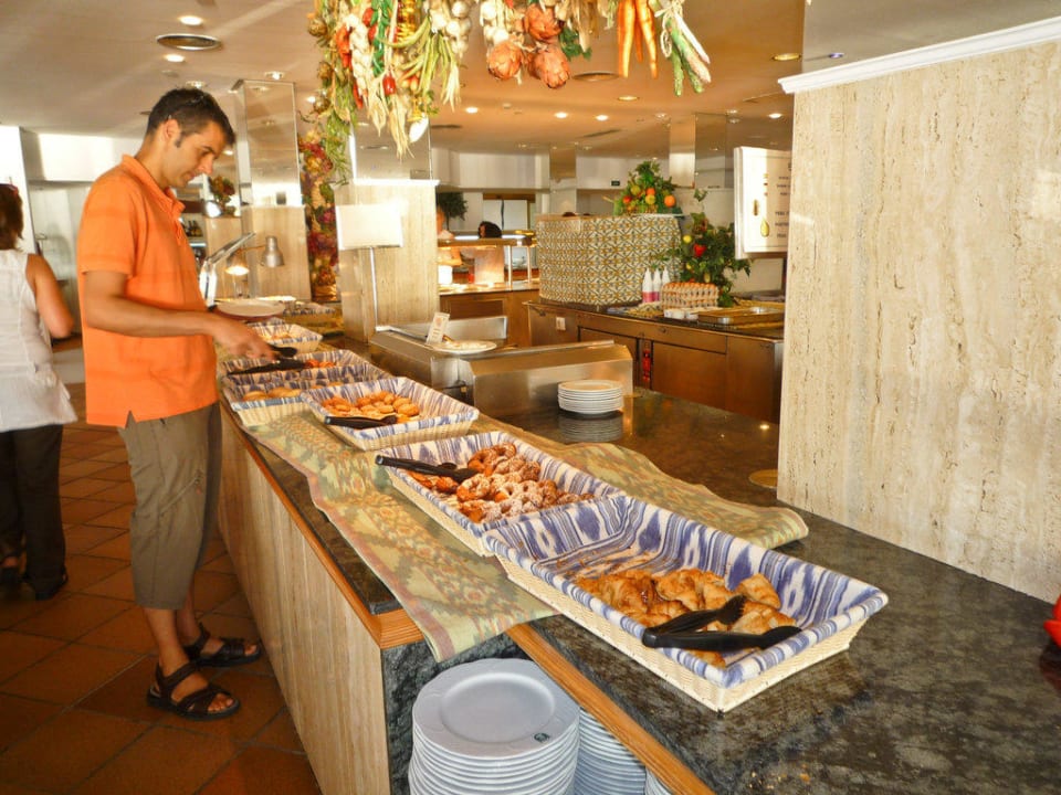 Lecker Croissants Playa Esperanza Resort