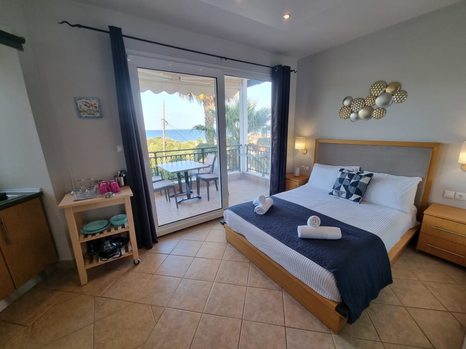 Zimmer GreenHill Holiday Suites Sarti
