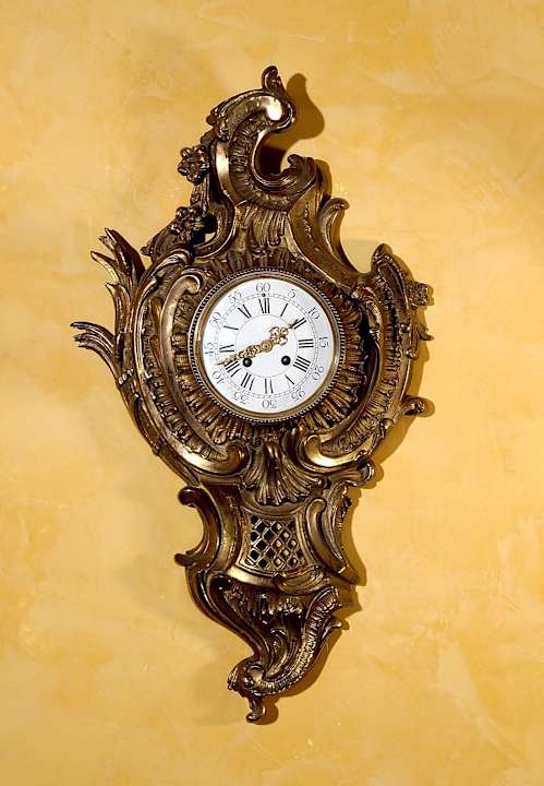 Particolare della collezione di orologi Hotel Orologio