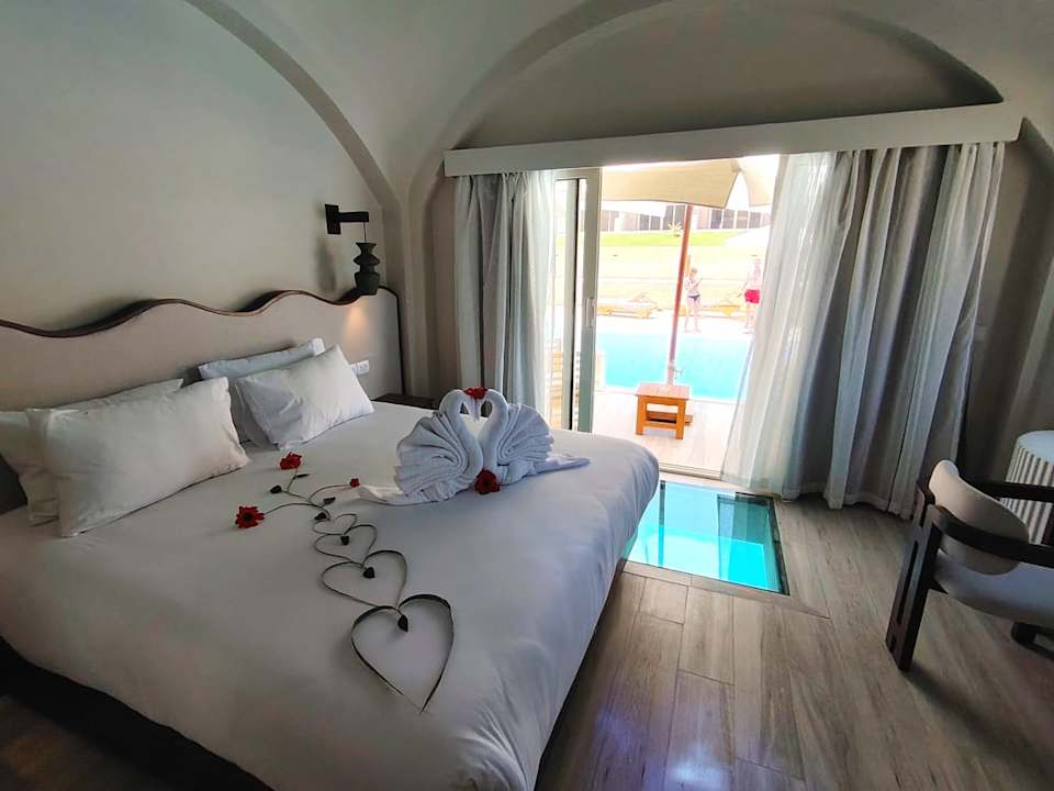 Zimmer Diamond Beach by Pearl Resort