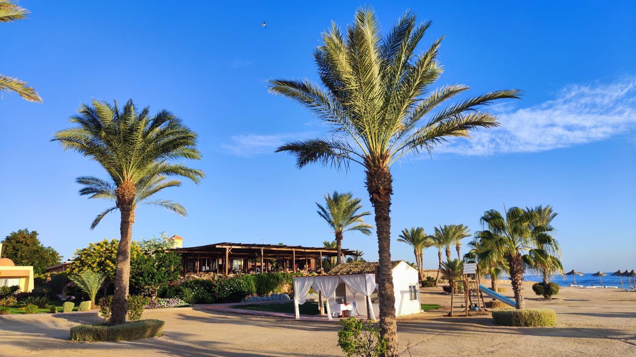 Gastro Wadi Lahmy Azur Resort