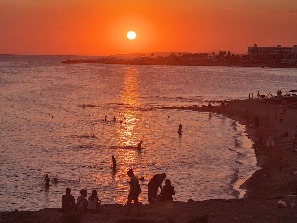 Strand Hotel Grecian Sands