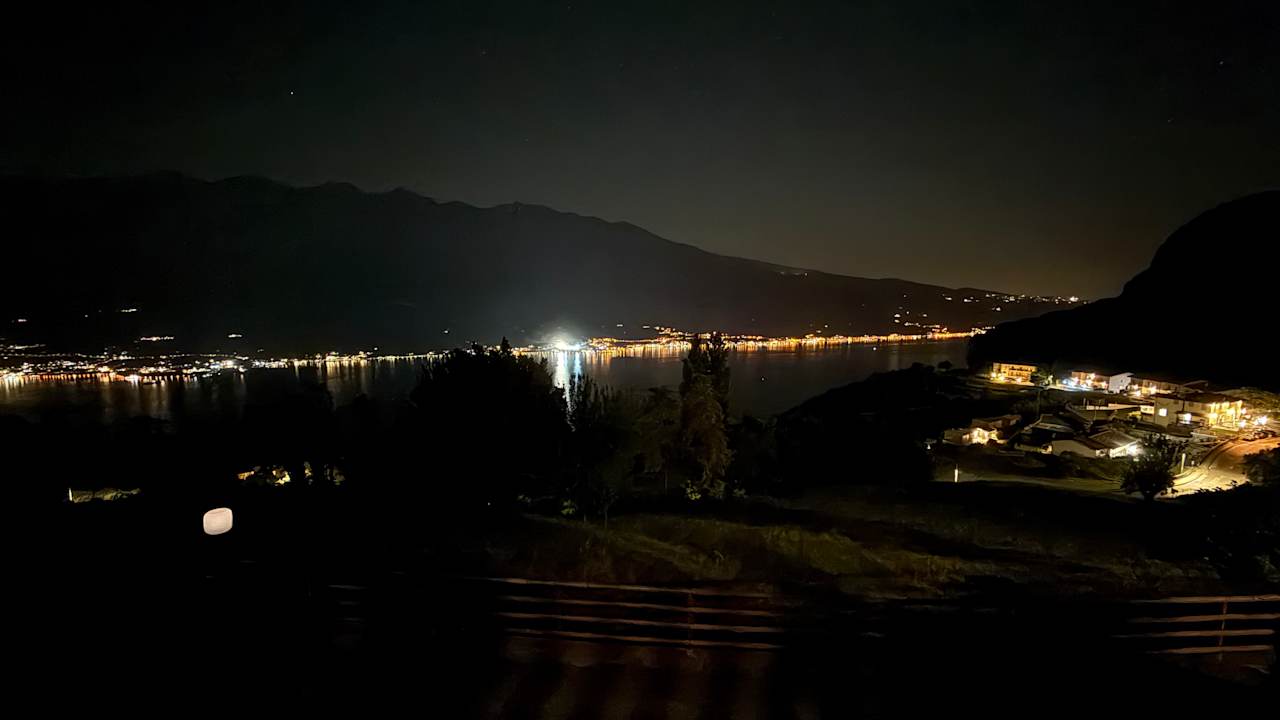 Ausblick Apartment Lago Gardasee - Pool, Natur und Seeblick