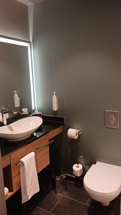 Zimmer Leoso Hotel Leverkusen