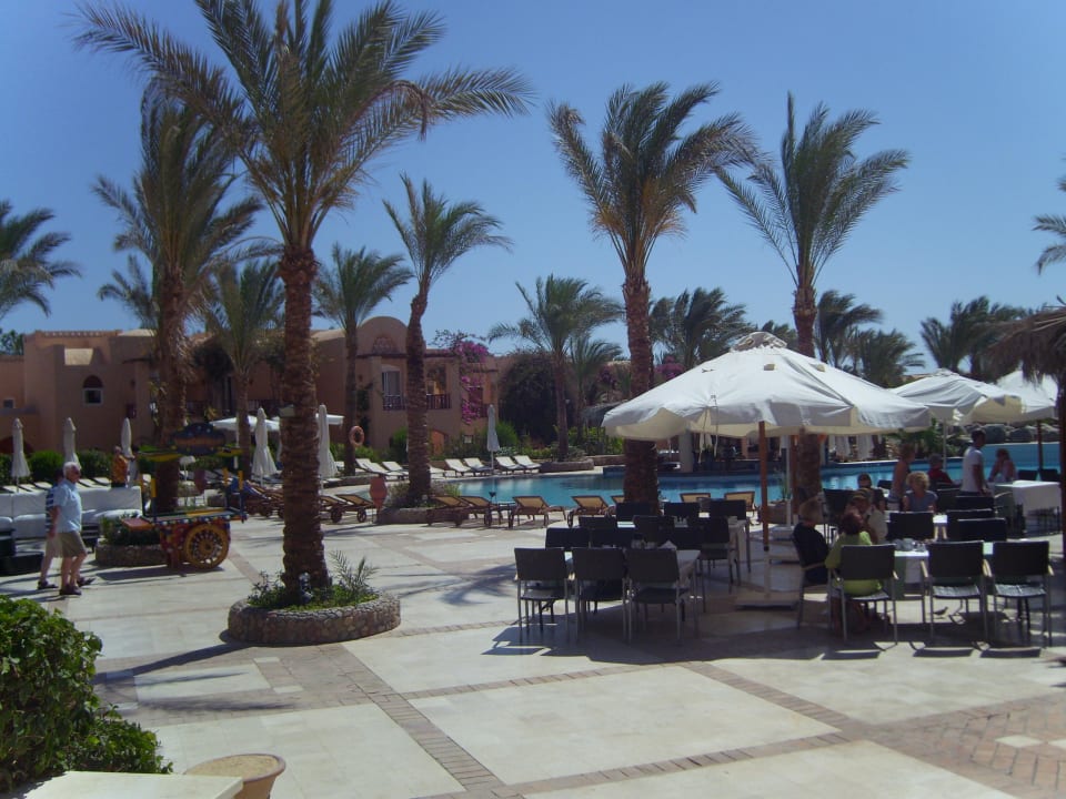 Restaurant/Pool Iberotel Makadi Beach