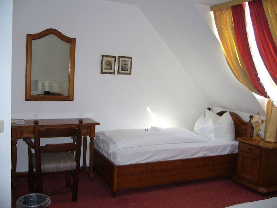 Doppelzimmer Komfort Flair Hotel Vier Jahreszeiten