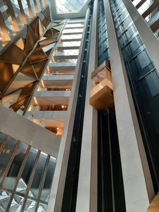 Lobby Al Bandar Rotana - Creek