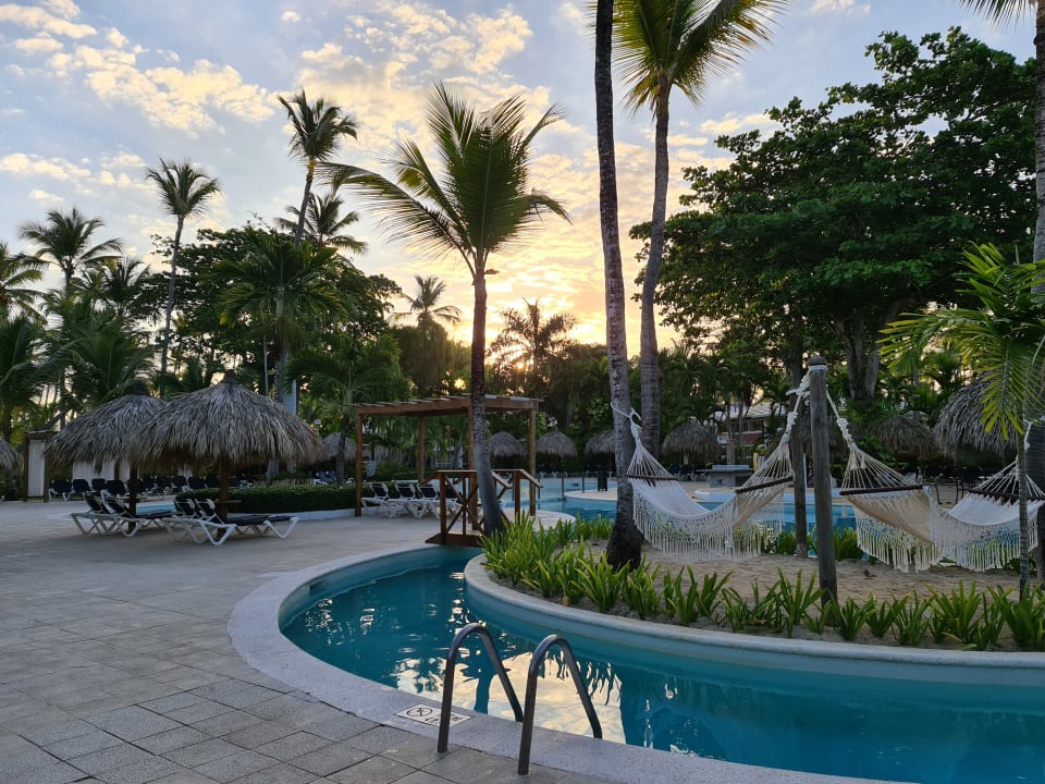Pool Grand Palladium Select Bávaro Resort & Spa