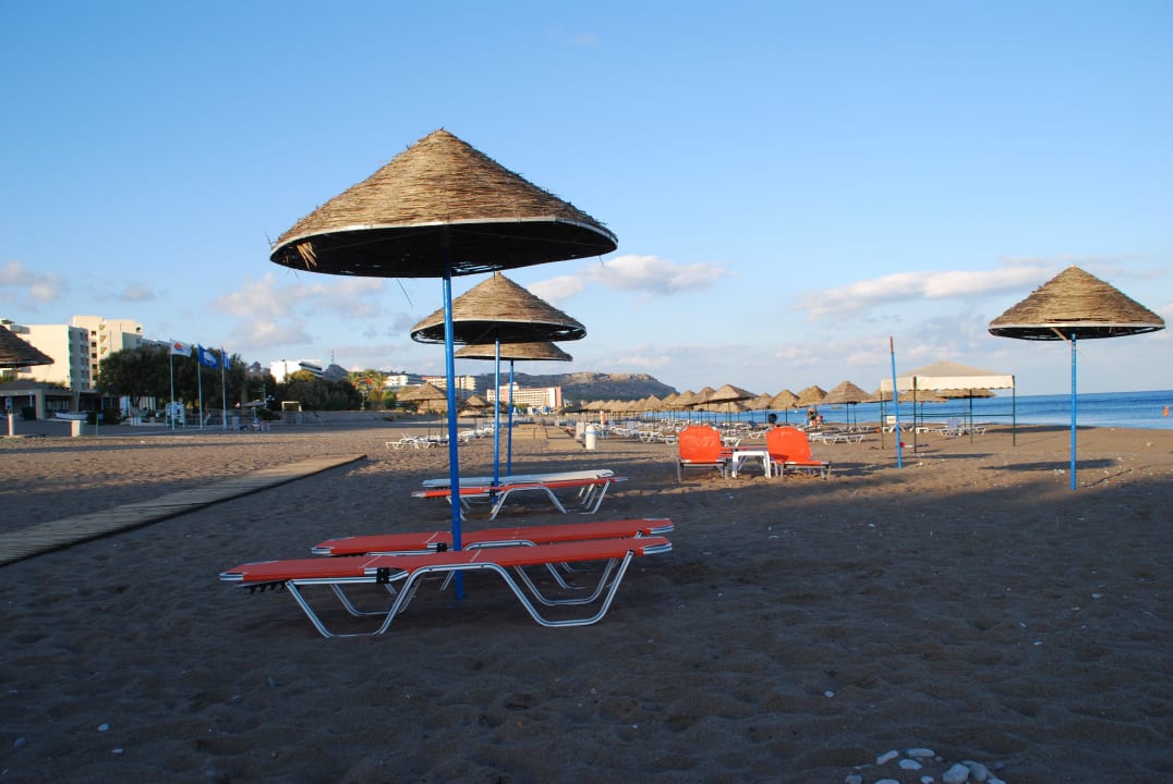 Blickrichtung Rhodos Pegasos Deluxe Beach Hotel